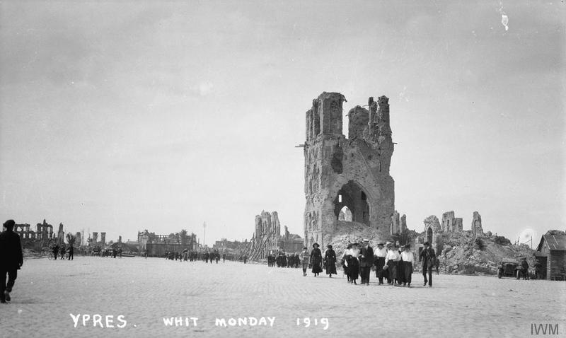 Tourists in Ypres