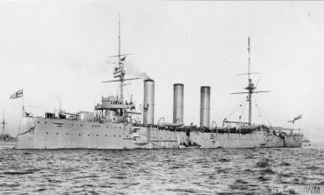 Armoured cruiser HMS Kent.